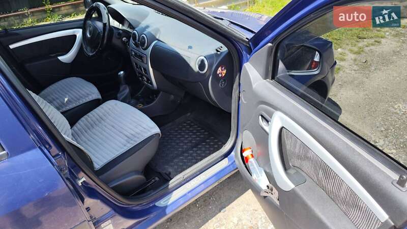 Универсал Dacia Logan MCV 2009 в Тернополе