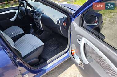 Универсал Dacia Logan MCV 2009 в 