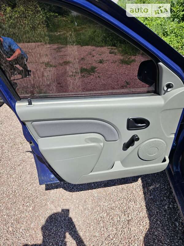 Универсал Dacia Logan MCV 2009 в Житомире фото 11 Универсал Dacia Logan MCV 2009 в Житомире