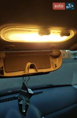 Универсал Dacia Logan MCV 2009 в 
