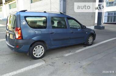 Универсал Dacia Logan MCV 2008 в Киеве