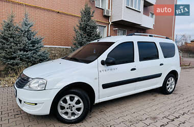 Універсал Dacia Logan MCV 2012 в Лохвиці