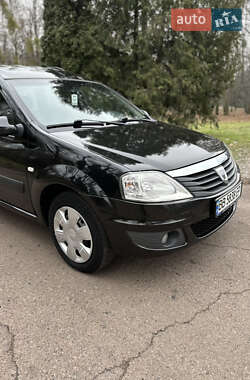 Універсал Dacia Logan MCV 2009 в Києві