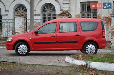 Универсал Dacia Logan MCV 2011 в Хороле