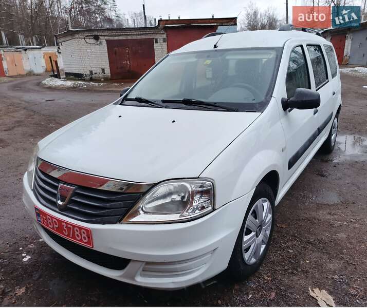 Универсал Dacia Logan MCV 2012 в Чернигове