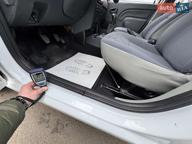 Универсал Dacia Logan MCV 2009 в Сумах