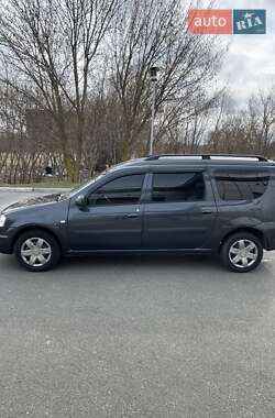 Универсал Dacia Logan MCV 2009 в Киеве