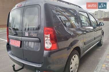Универсал Dacia Logan MCV 2010 в 