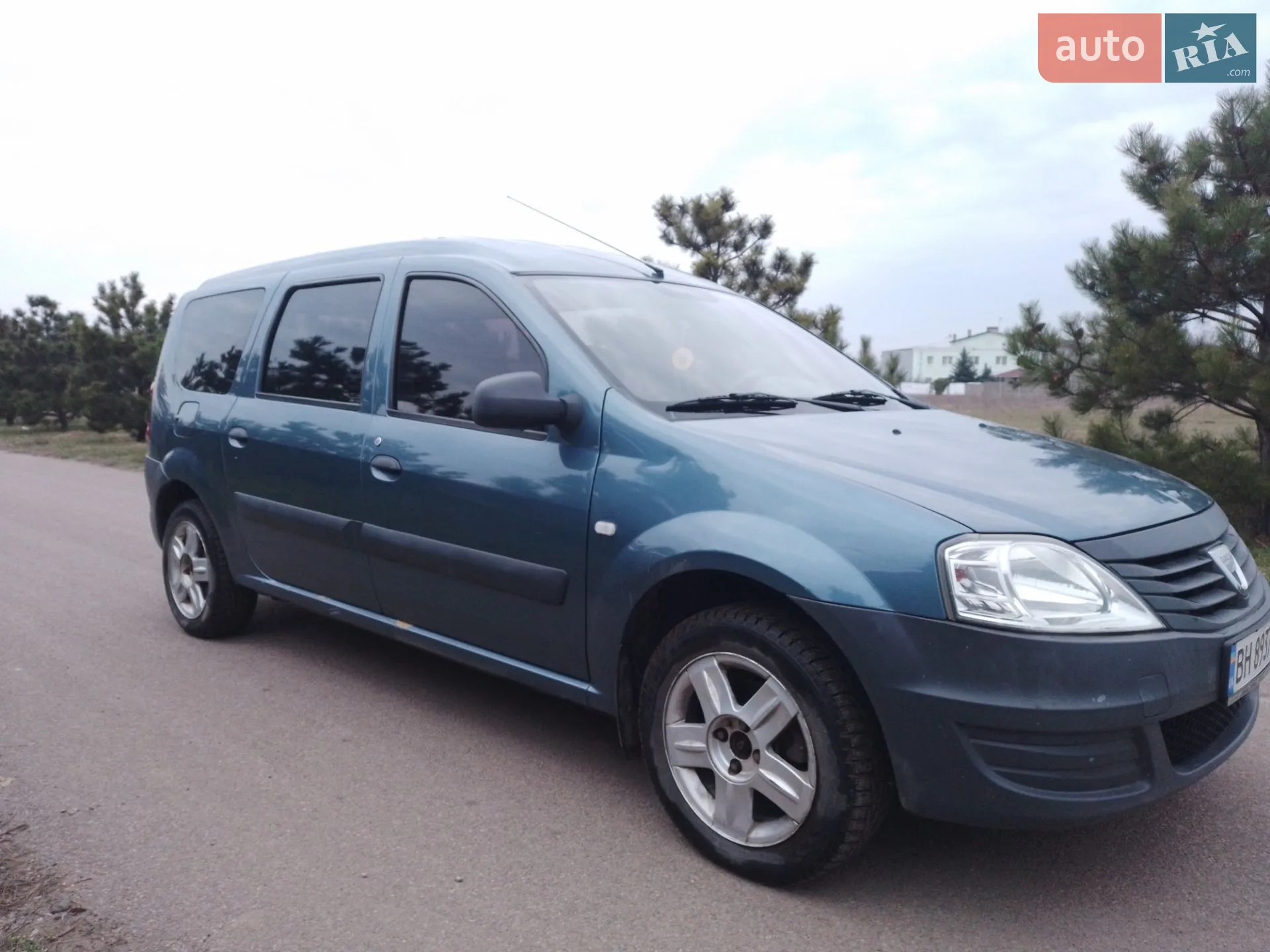 2010 Dacia Logan - мініатюра 2