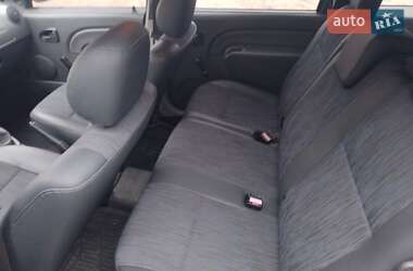 Універсал Dacia Logan MCV 2010 в 