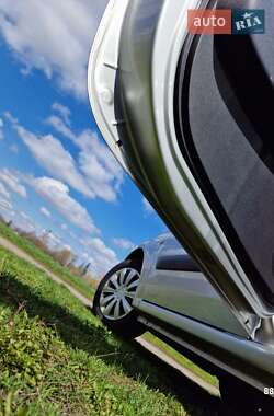 Универсал Dacia Logan MCV 2009 в 
