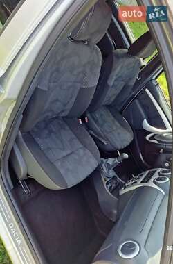Универсал Dacia Logan MCV 2009 в 