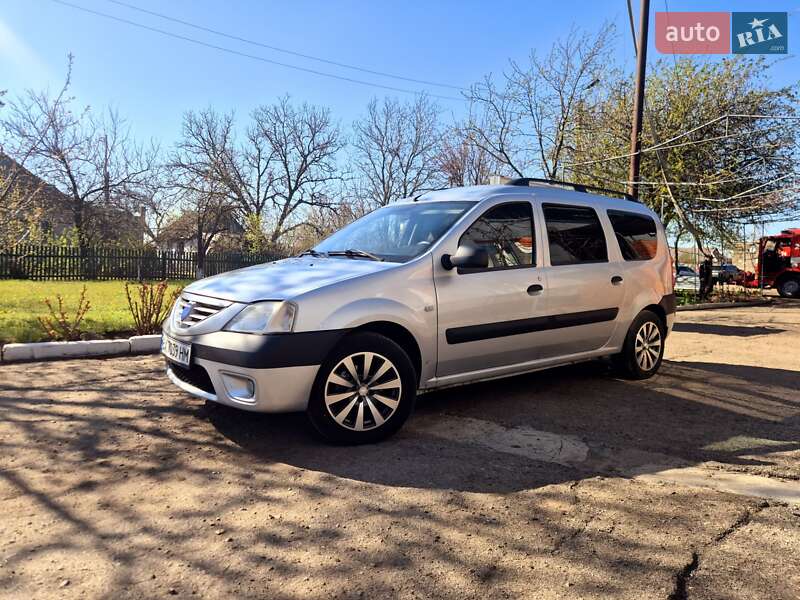 Универсал Dacia Logan MCV 2008 в Черкассах