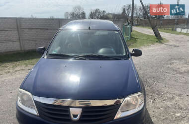 Универсал Dacia Logan MCV 2009 в 