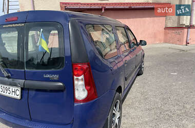 Универсал Dacia Logan MCV 2009 в 
