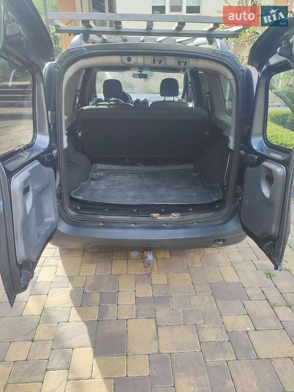 Универсал Dacia Logan MCV 2008 в Лесниках