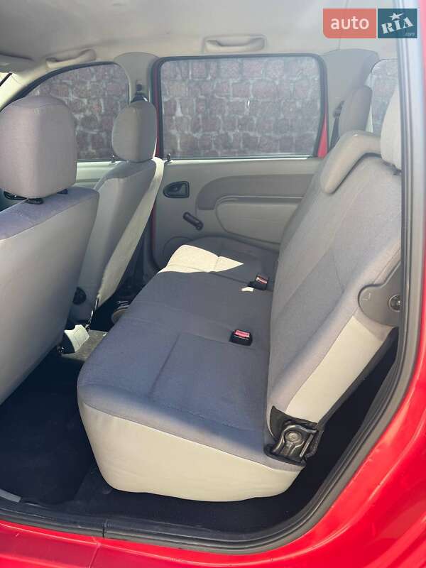 Универсал Dacia Logan MCV 2009 в Кропивницком