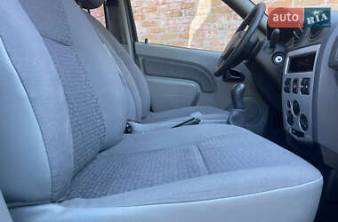 Универсал Dacia Logan MCV 2008 в 