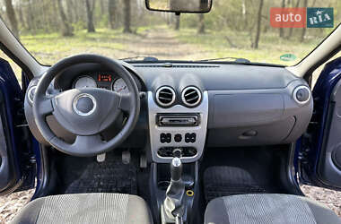Універсал Dacia Logan MCV 2010 в 