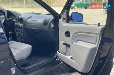 Універсал Dacia Logan MCV 2009 в 
