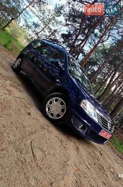 Универсал Dacia Logan MCV 2012 в Полтаве