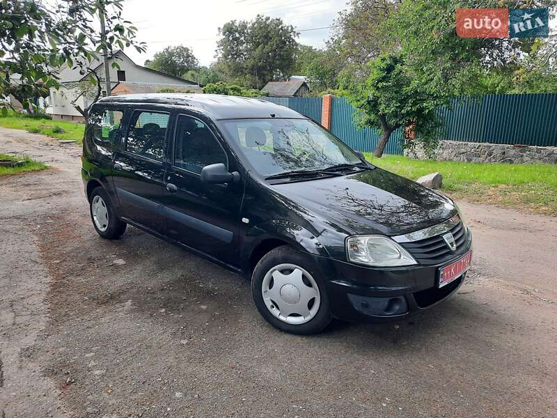 Универсал Dacia Logan MCV 2010 в Полтаве