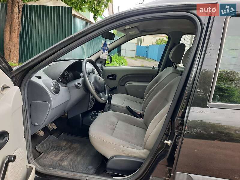 Универсал Dacia Logan MCV 2010 в Полтаве