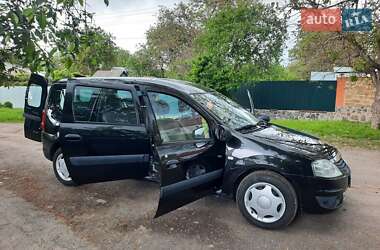 Универсал Dacia Logan MCV 2010 в 