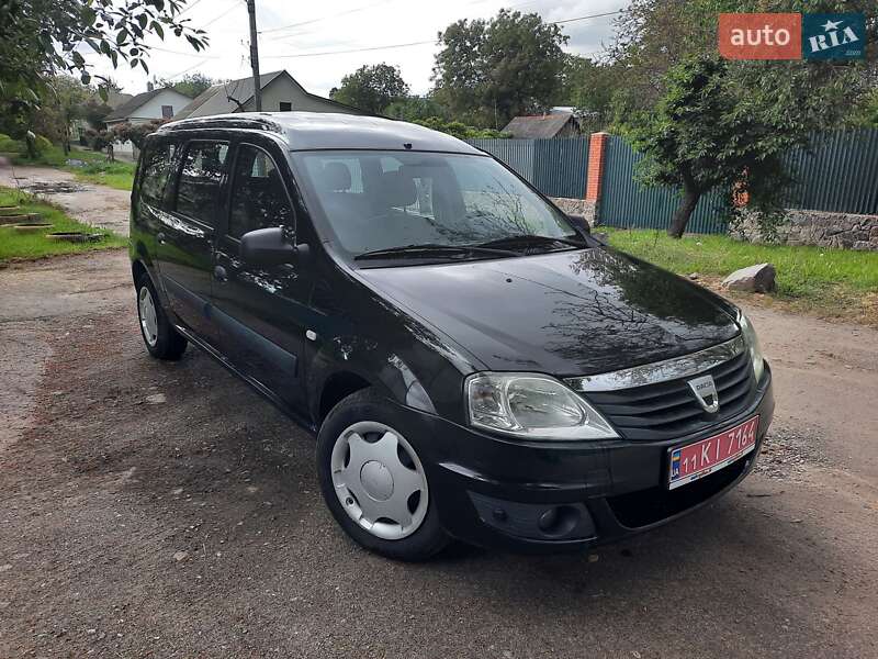 Универсал Dacia Logan MCV 2010 в Полтаве