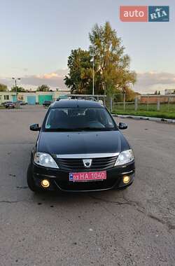 Универсал Dacia Logan MCV 2012 в Чернигове