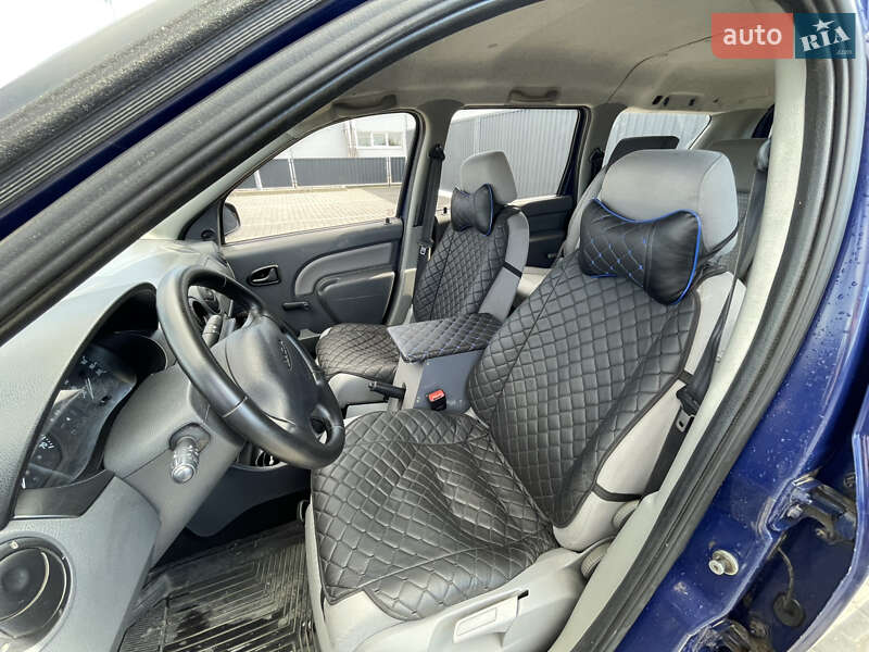 Универсал Dacia Logan MCV 2008 в Мукачево