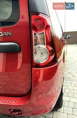 Универсал Dacia Logan MCV 2012 в 