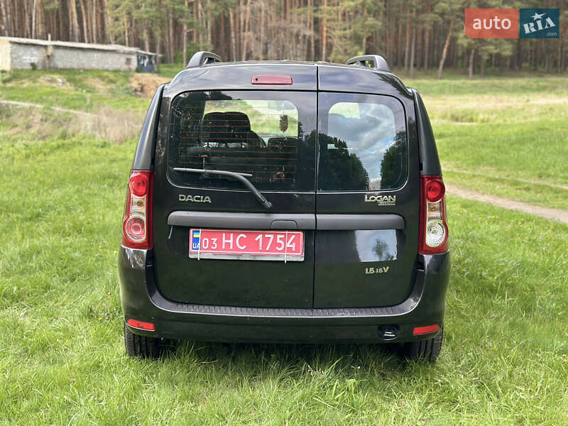 Універсал Dacia Logan MCV 2010 в Сумах