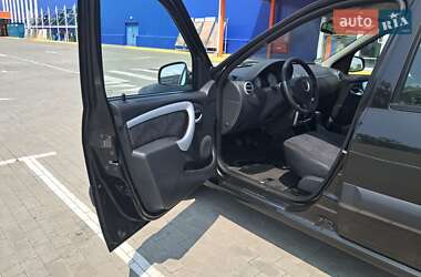 Универсал Dacia Logan MCV 2011 в 