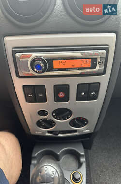 Універсал Dacia Logan MCV 2008 в 