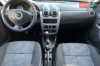 Универсал Dacia Logan MCV 2008 в 