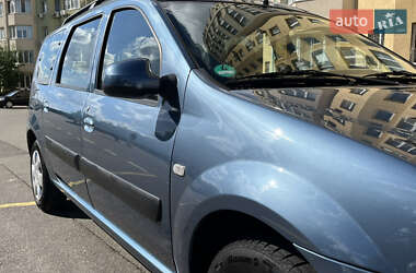 Універсал Dacia Logan MCV 2009 в 