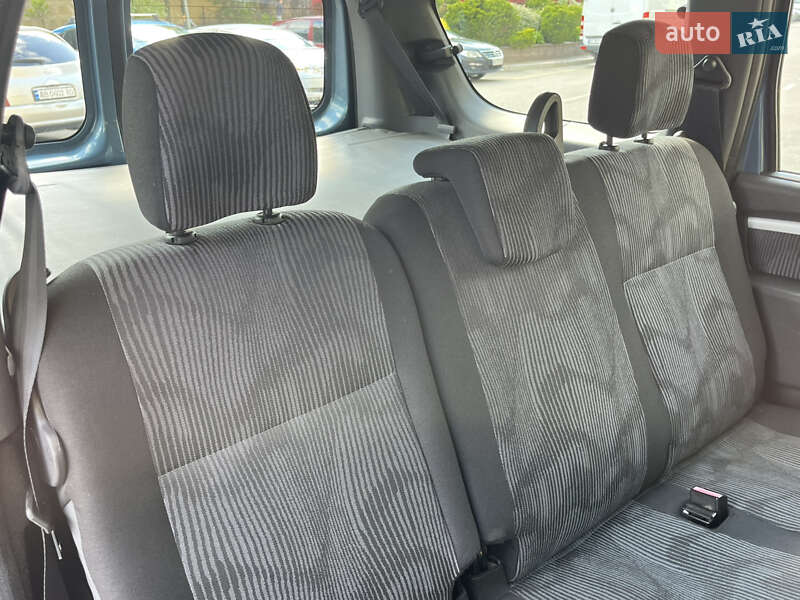 Универсал Dacia Logan MCV 2009 в Киеве