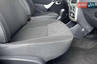 Универсал Dacia Logan MCV 2011 в 