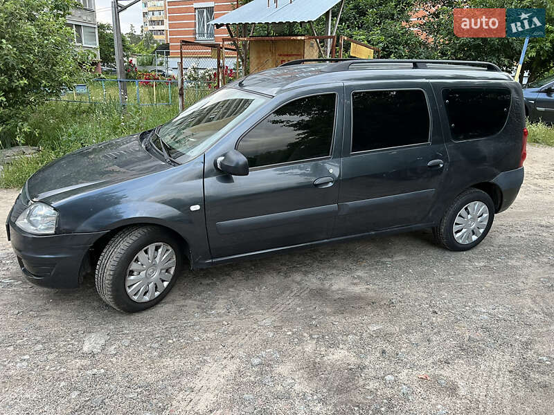 Универсал Dacia Logan MCV 2008 в Киеве