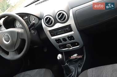 Универсал Dacia Logan MCV 2011 в 