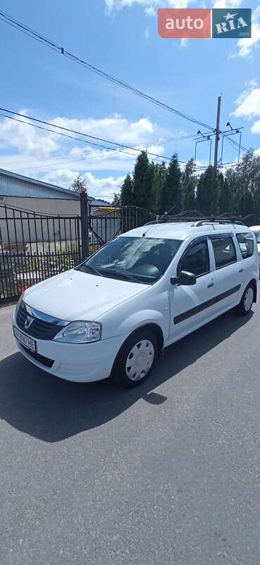 Универсал Dacia Logan MCV 2011 в 