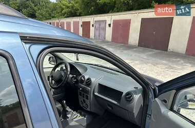 Универсал Dacia Logan MCV 2007 в 