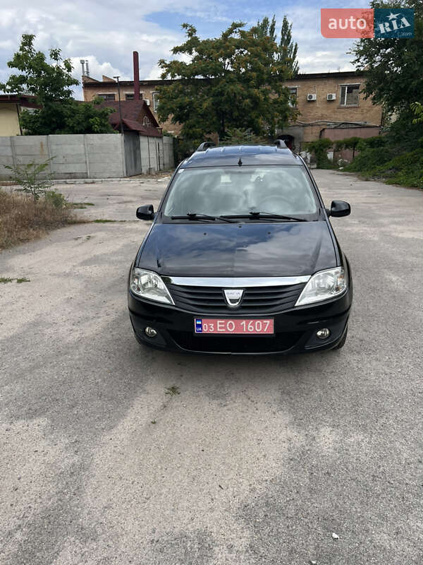 Dacia Logan MCV 2011