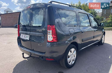Универсал Dacia Logan MCV 2010 в 
