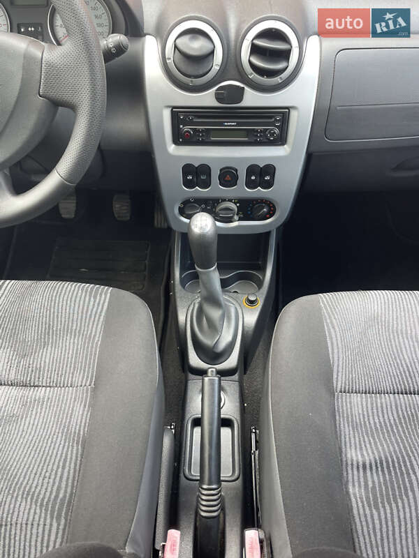 Універсал Dacia Logan MCV 2010 в Бахмачі