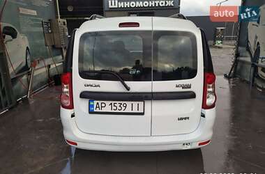 Универсал Dacia Logan MCV 2010 в 
