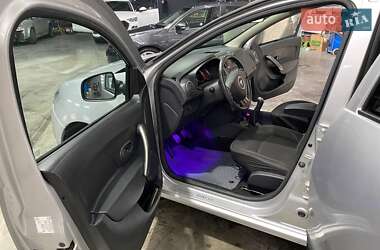 Универсал Dacia Logan MCV 2013 в 