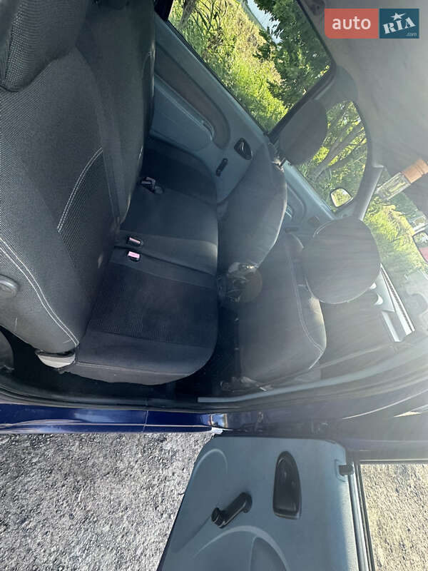 Универсал Dacia Logan MCV 2008 в Полтаве