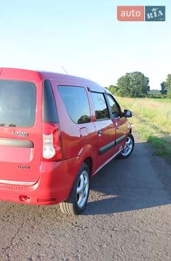 Універсал Dacia Logan MCV 2009 в Сенчі